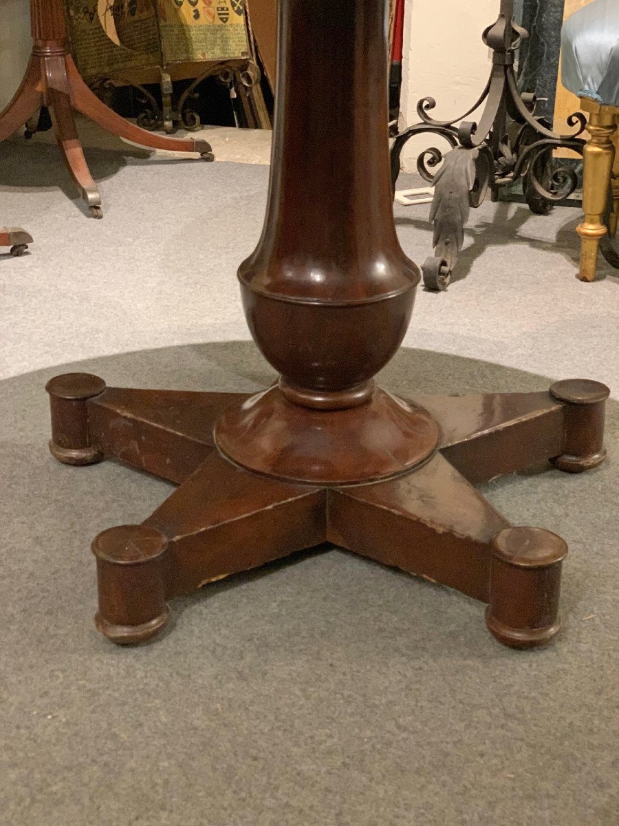 First Half Of The 19th Century Round Table In Mahogany -photo-1