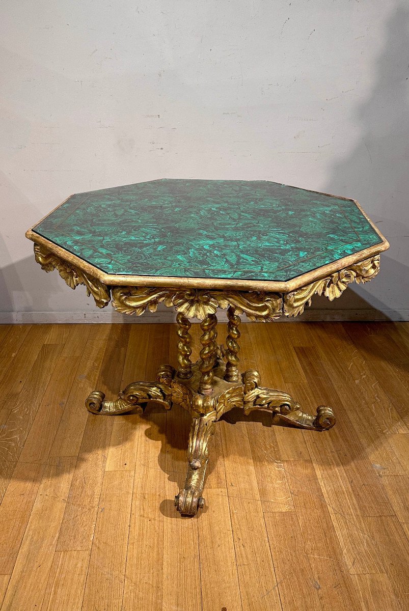 Early 19th Century Gilded Wood Tea Table-photo-4