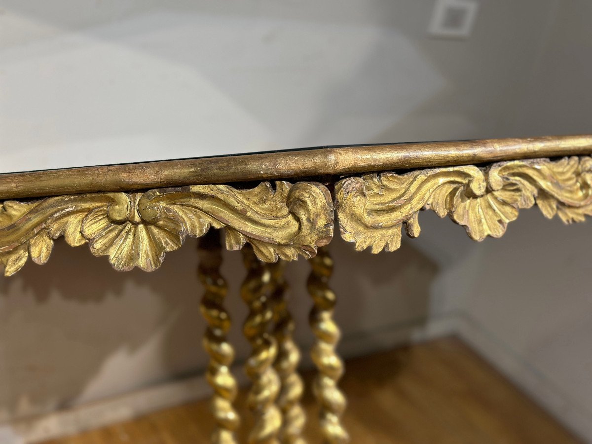 Early 19th Century Gilded Wood Tea Table-photo-3