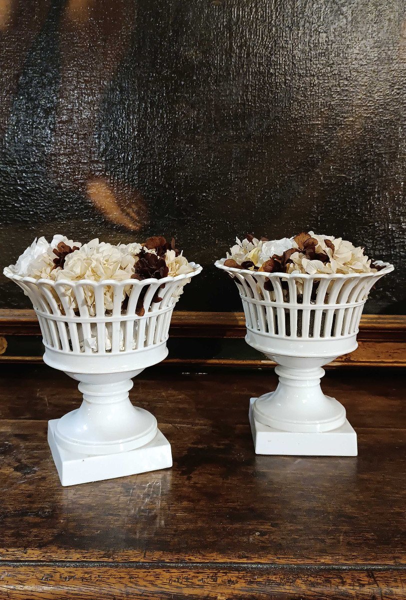 Pair Of 19th Century White Porcelain Fruitstands-photo-5