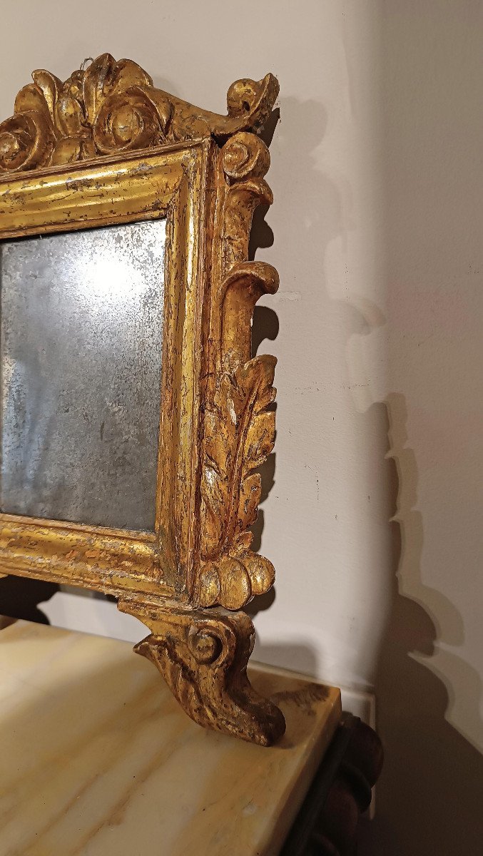 Early 18th Century Pair Of Small Mirrors -photo-4