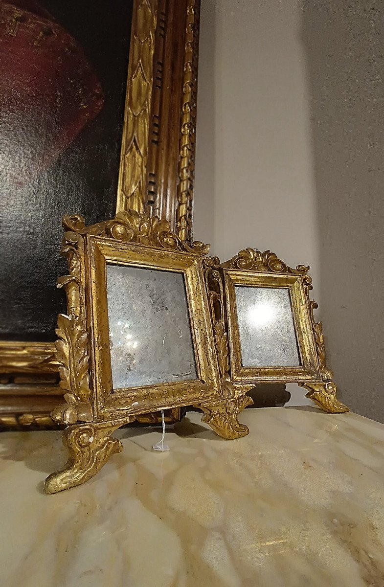 Early 18th Century Pair Of Small Mirrors -photo-4