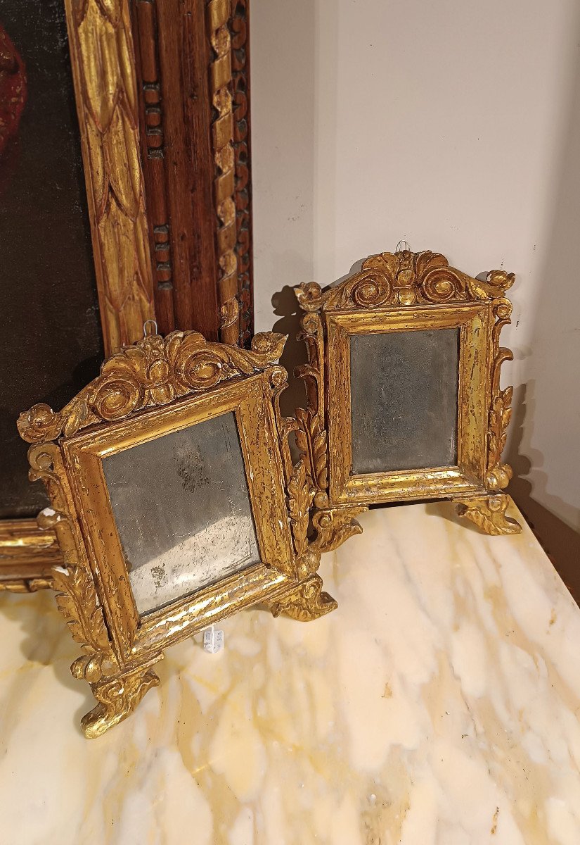 Early 18th Century Pair Of Small Mirrors -photo-6