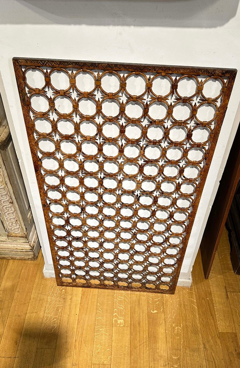 Early 19th Century Wrought Iron Grate In Romanesque Style-photo-2