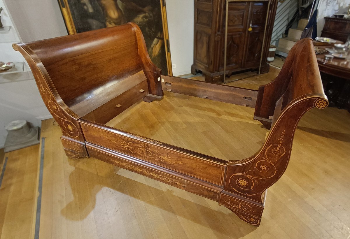 First Half Of The 19th Century Charles X Walnut Bed -photo-8