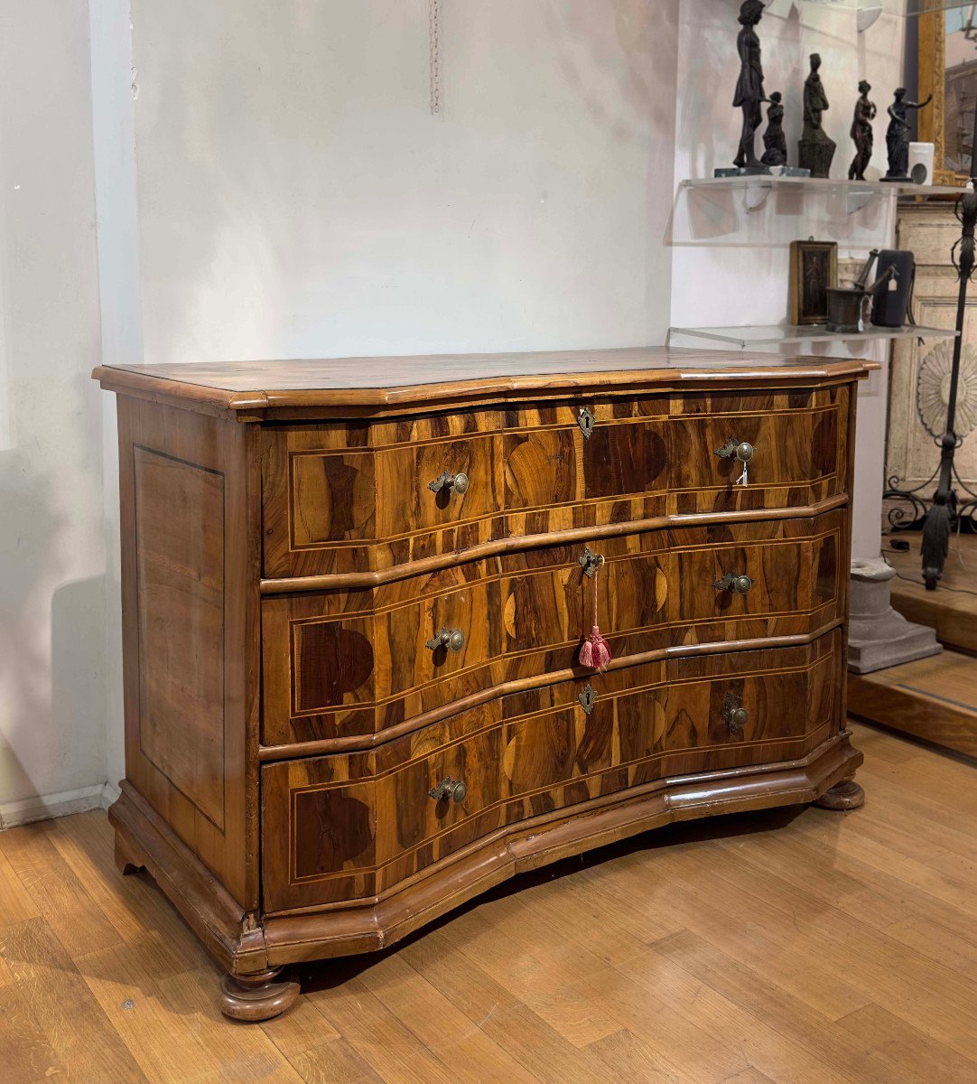 18th Century Venetian Venereed And Inlaid Chest-photo-2