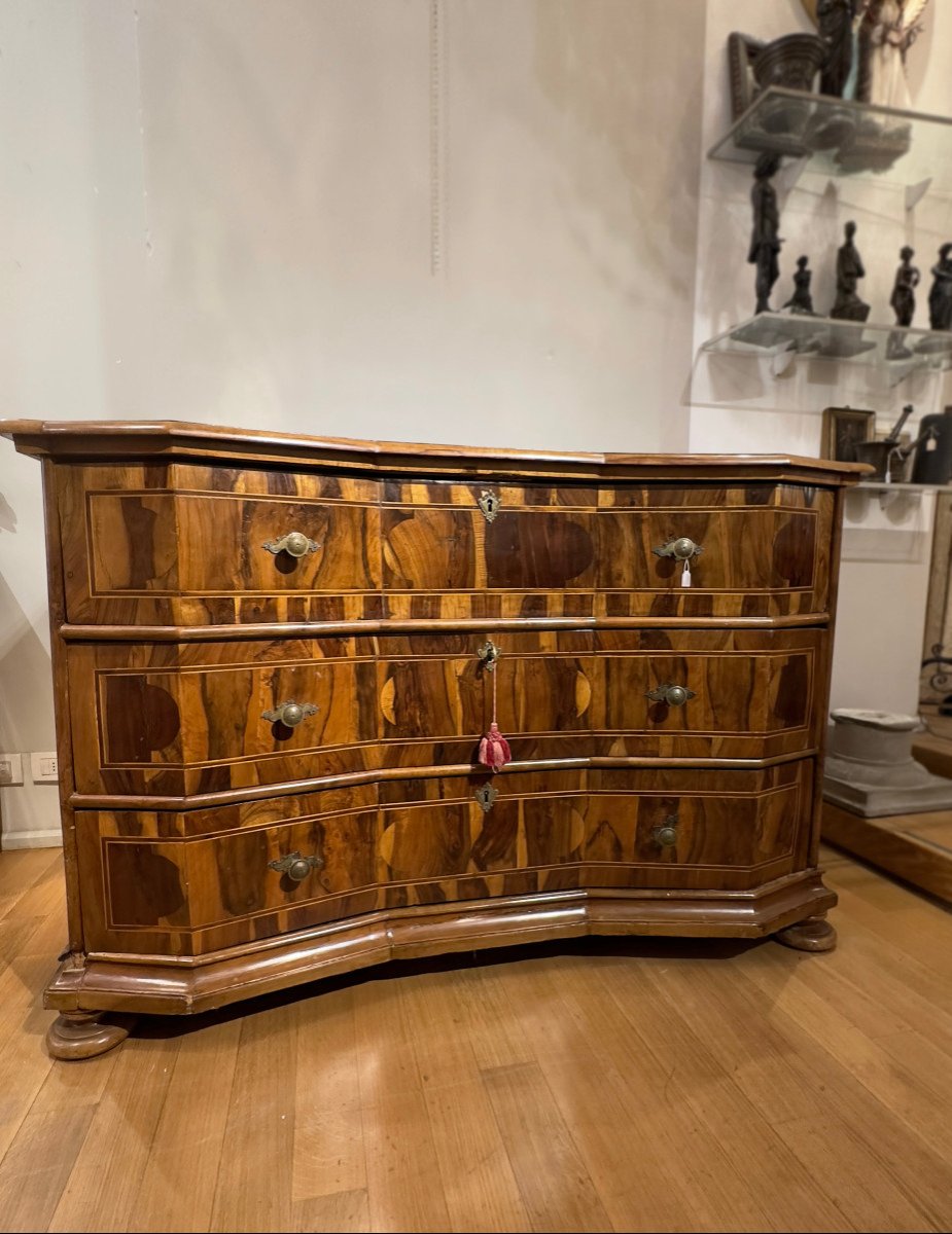 18th Century Venetian Venereed And Inlaid Chest-photo-3