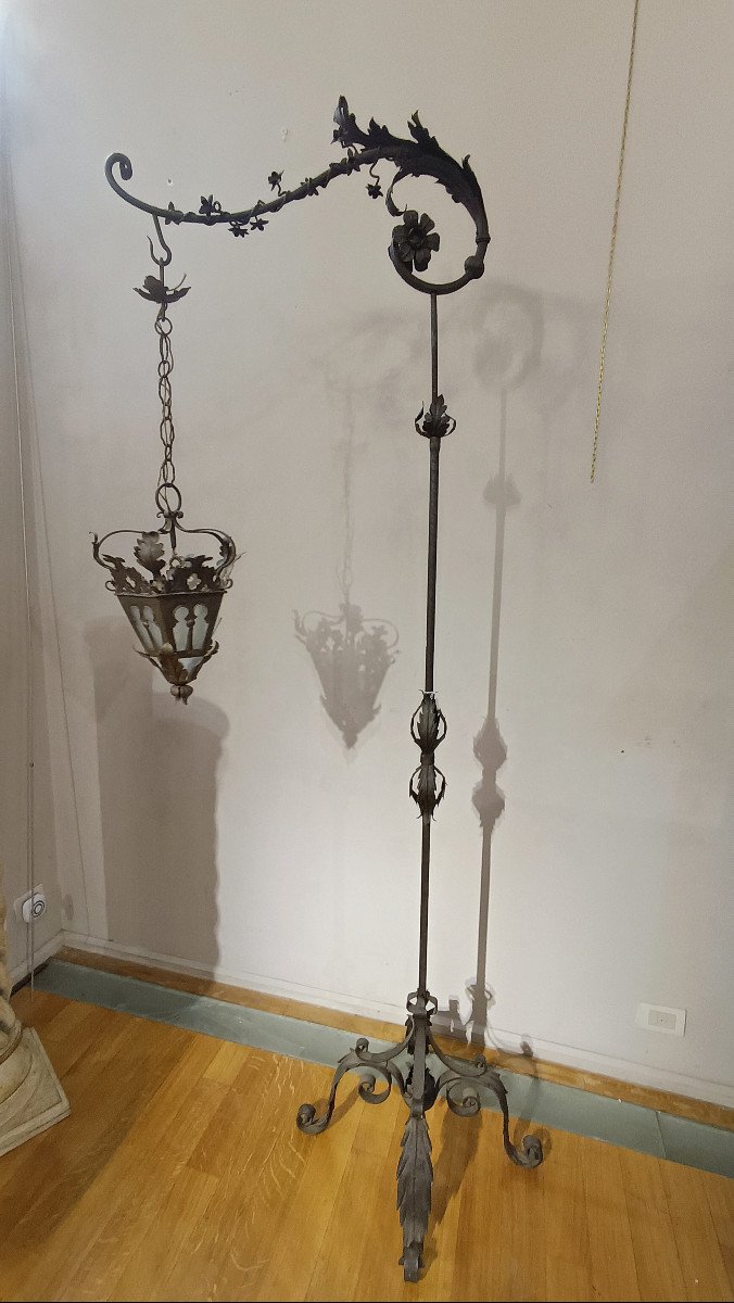 End Of The 19th Century Iron Lantern Holder-photo-7