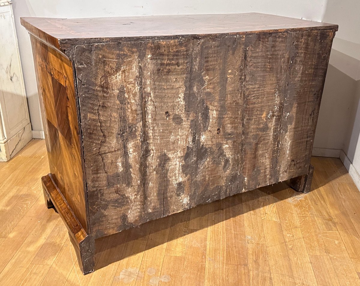 First Half Of The 18th Century Venetian Chest-photo-2