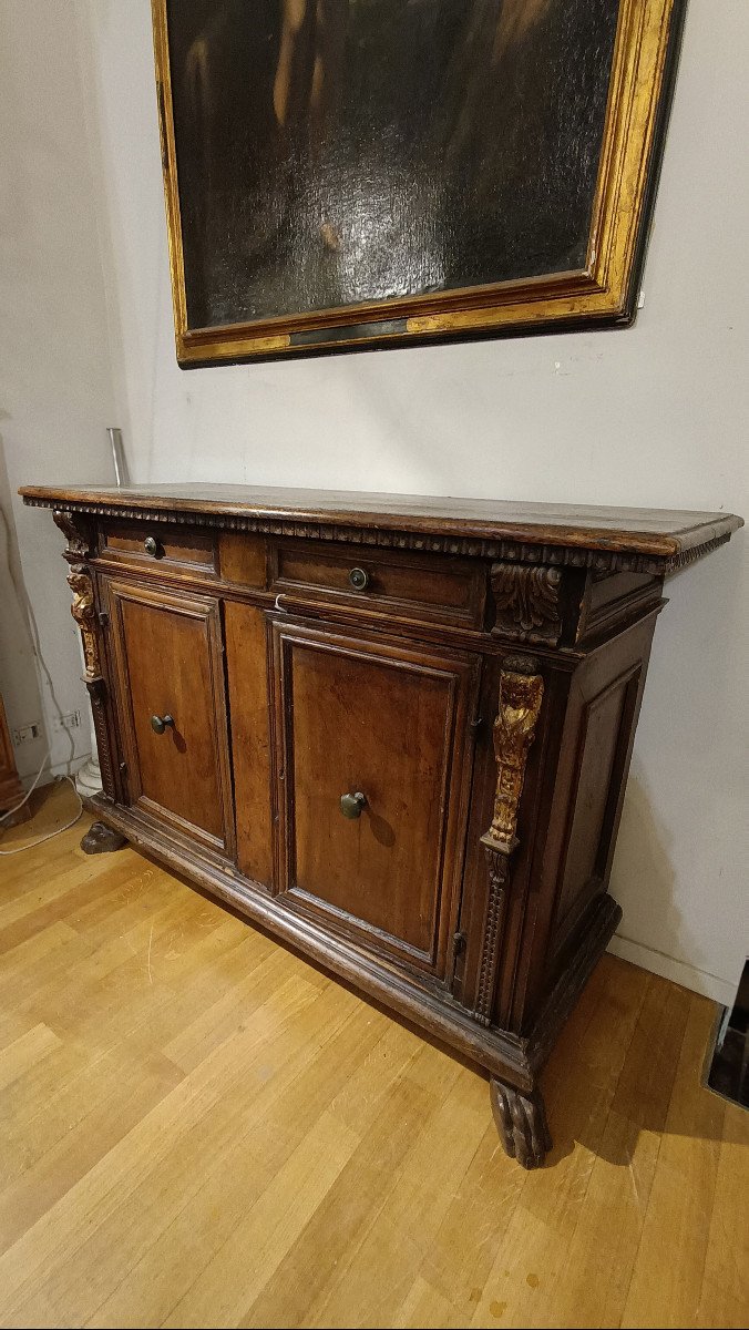 End Of 16th-early 17th Century Sideboard With Caryatids -photo-3