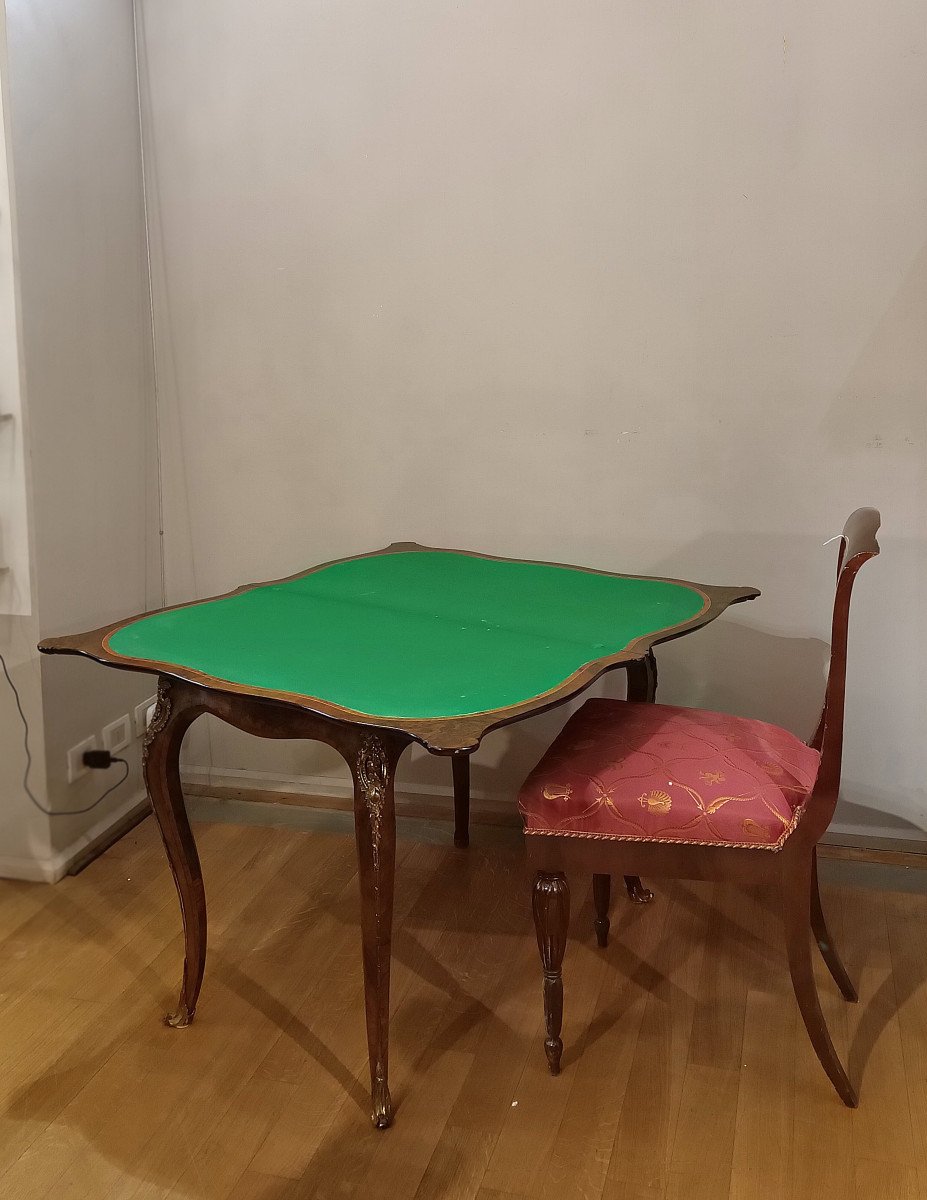 Early 19th Century Walnut Briar Game Table-photo-6