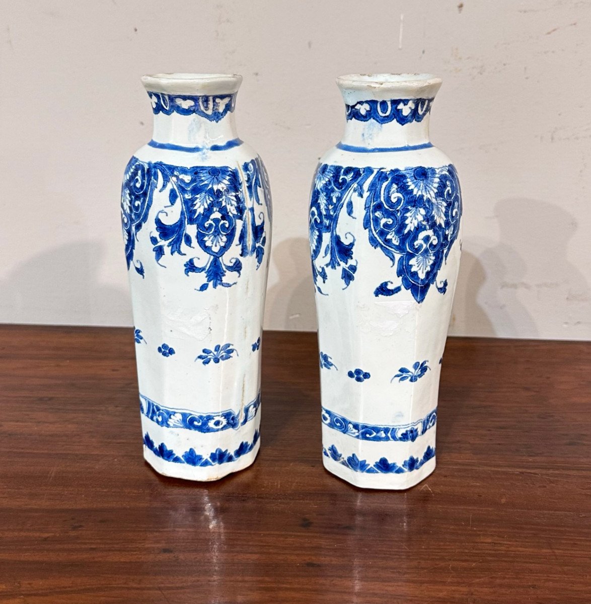 Pair Of 18th Century Ginori Vases-photo-1