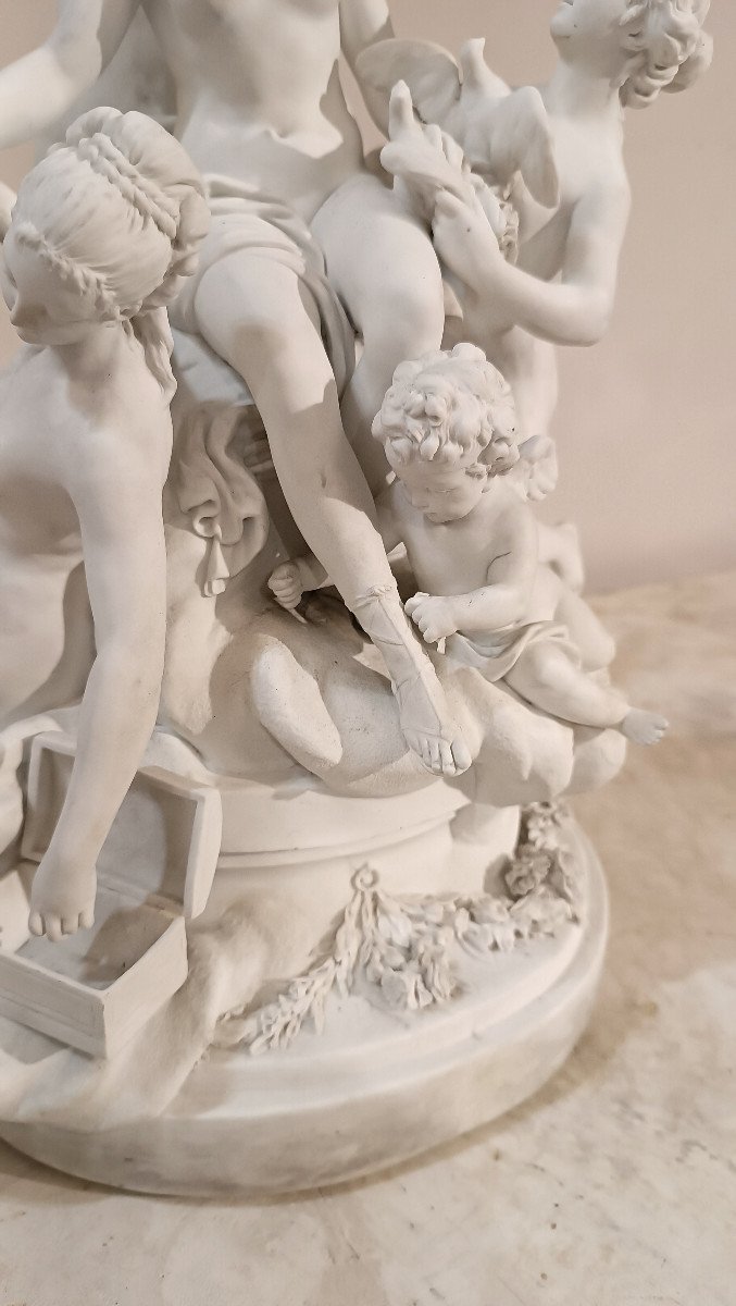 Mid-19th Century Sculptural Group In Biscuit "toilet Of Venus" -photo-5