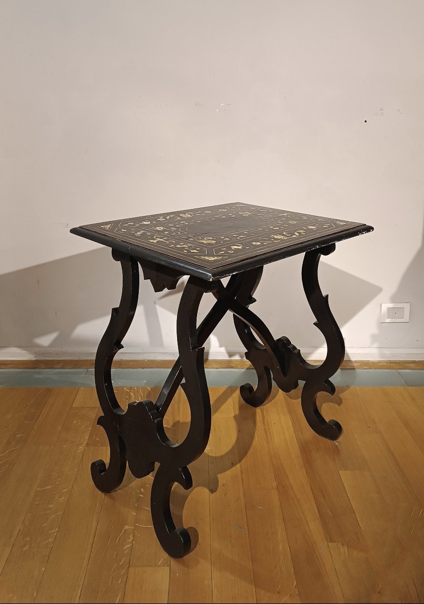 Mid-19th Century Ebonized Wood Coffee Table With Inlays -photo-2