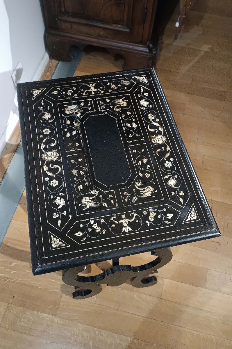 Mid-19th Century Ebonized Wood Coffee Table With Inlays -photo-3