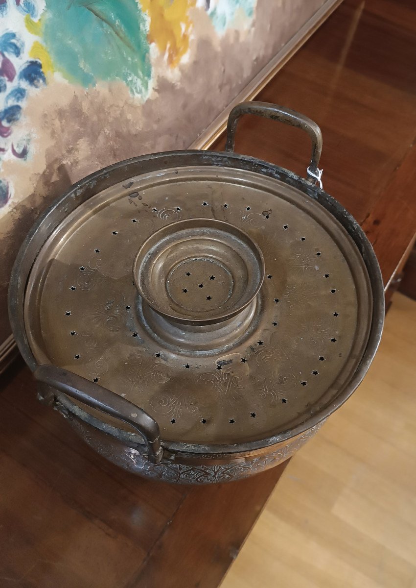 Late 17th Century Embossed Brass Food Warmer -photo-1