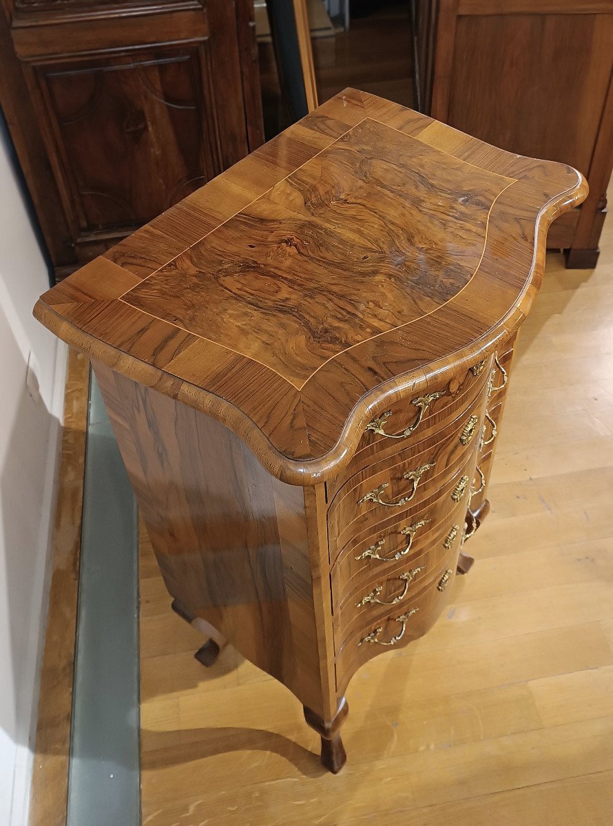 PETITE COMMODE EN NOYER PREMIÈRE MOITIÉ DU 19ème SIÈCLE-photo-4