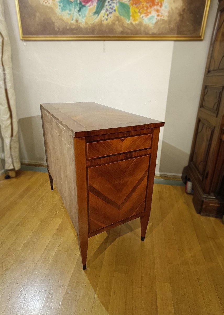 Late 18th Century Pair Of Walnut Veneered Sideboards-photo-1