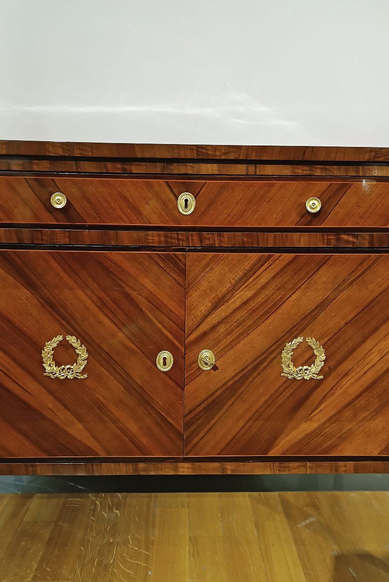 Late 18th Century Pair Of Walnut Veneered Sideboards-photo-2