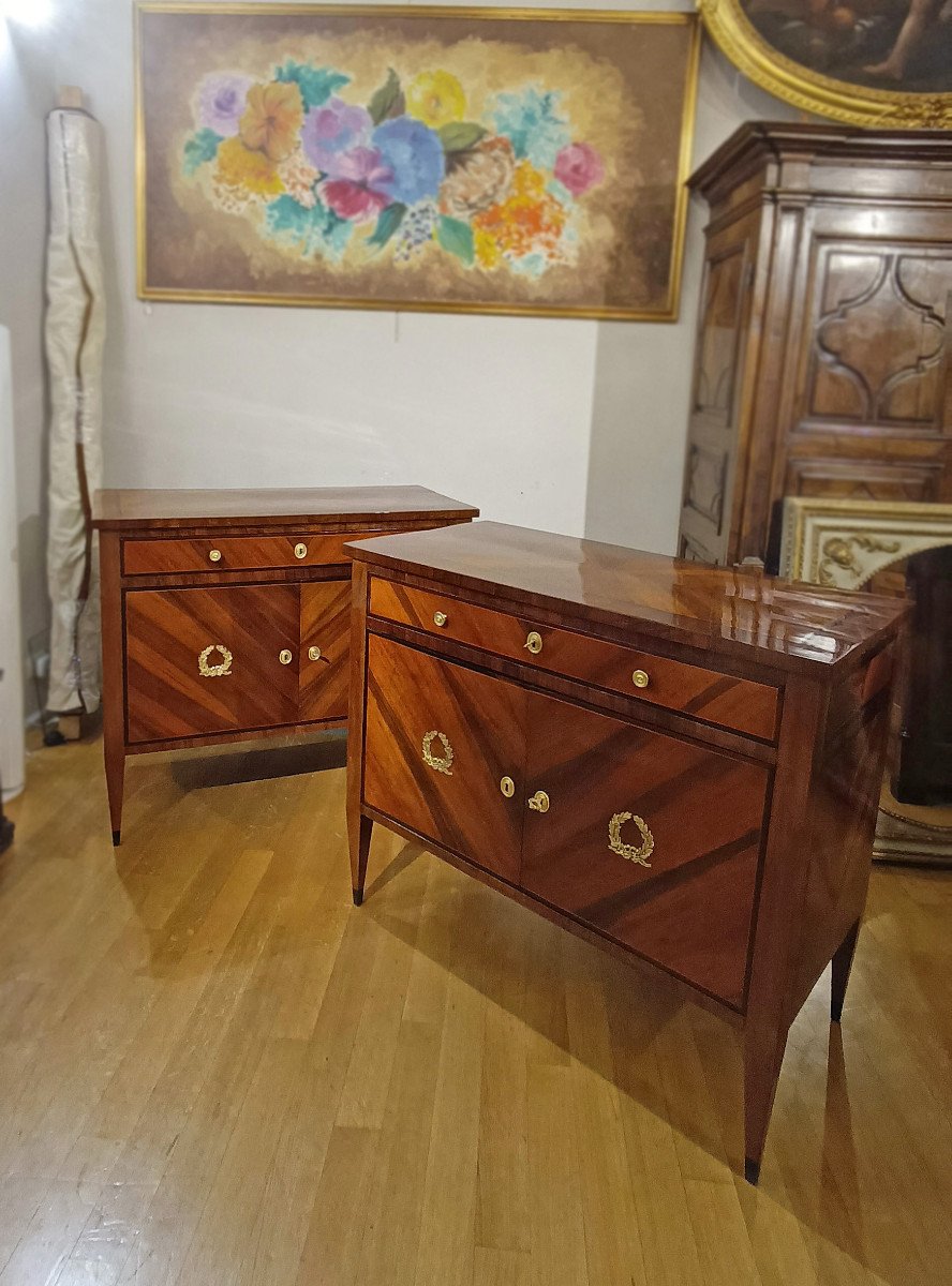 Late 18th Century Pair Of Walnut Veneered Sideboards-photo-5