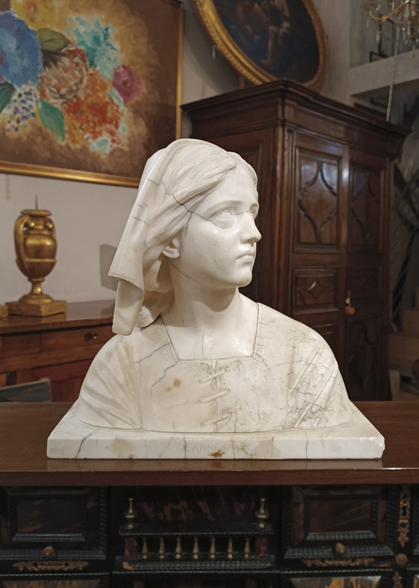 First Half Of The 19th Century Marble Bust Of Joan Of Arc -photo-2