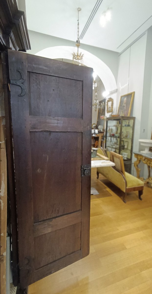 Late 17th Century Louis XIV Walnut Wardrobe -photo-4