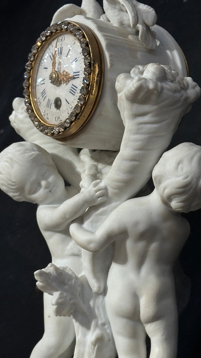 Early 19th Century French Porcelain Clock -photo-2