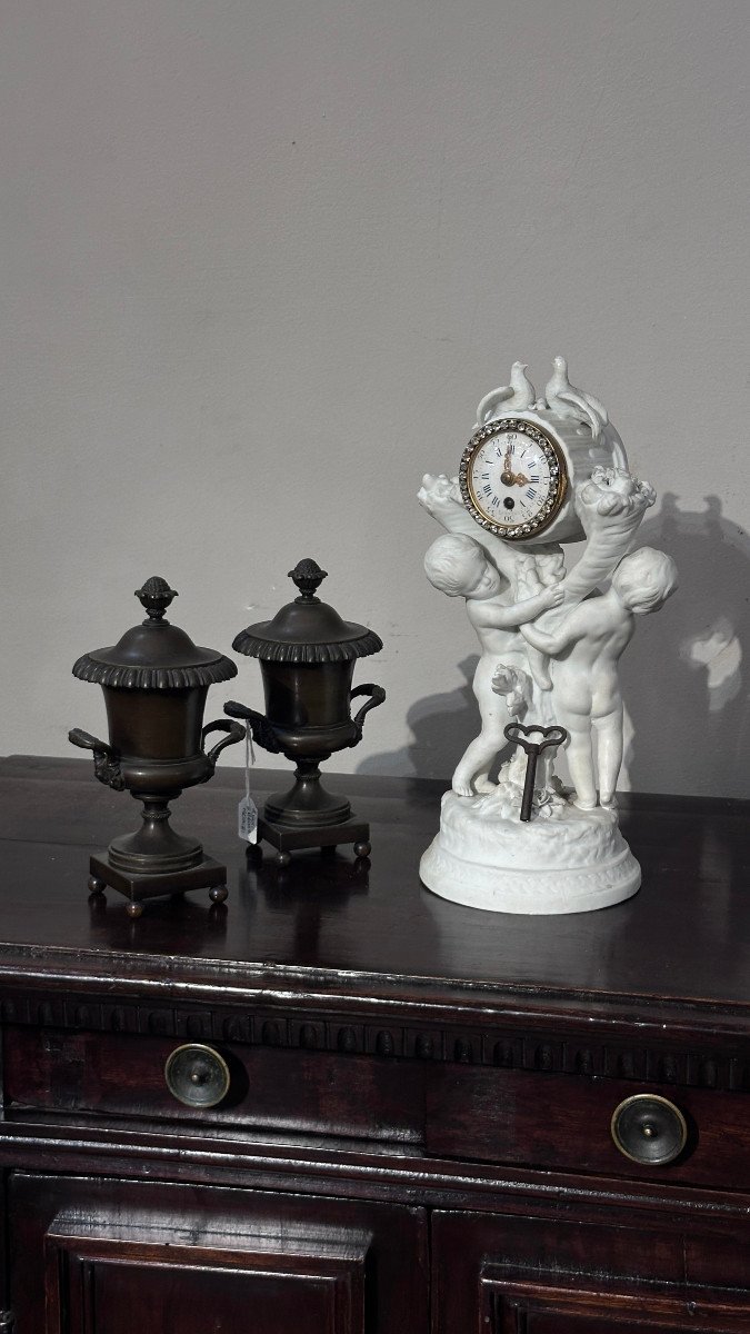 Early 19th Century French Porcelain Clock -photo-6