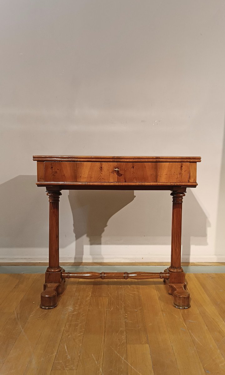 Early 19th Century Carlhes X Walnut Table -photo-8