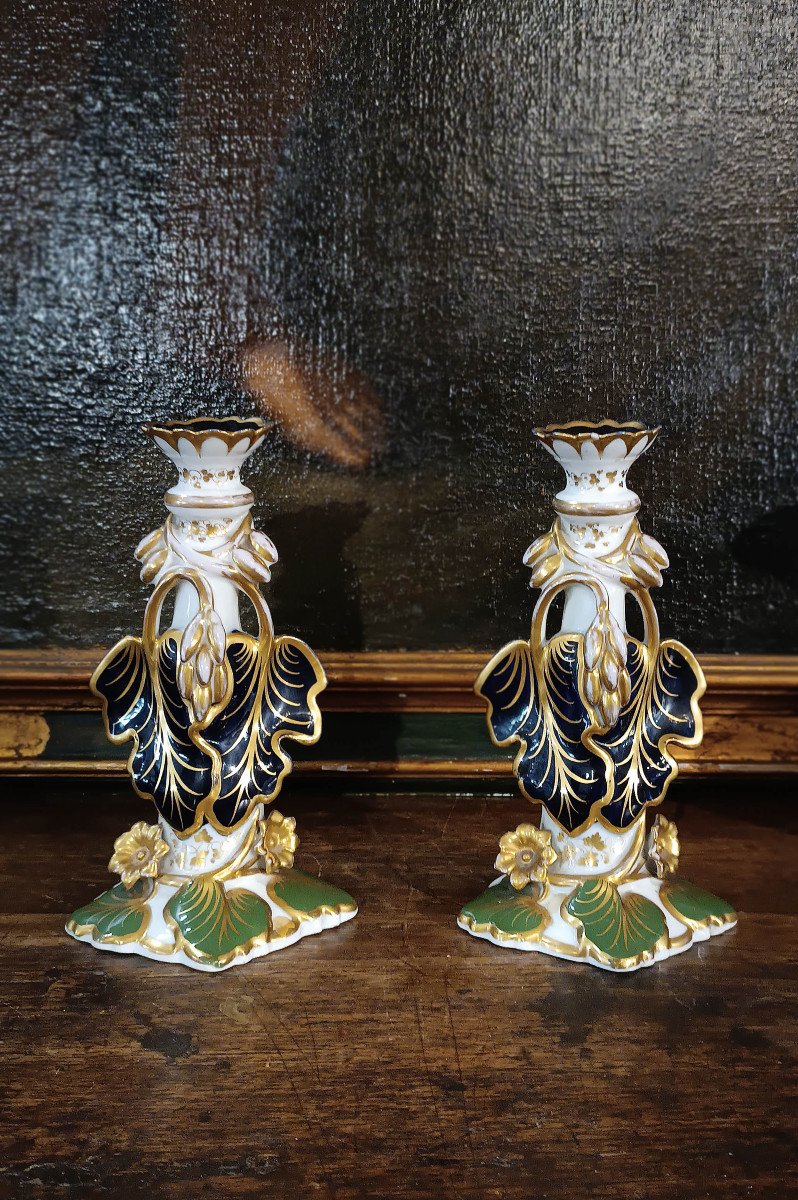 First Half Of The 19th Century Pair Of Porcelain Candlesticks-photo-2