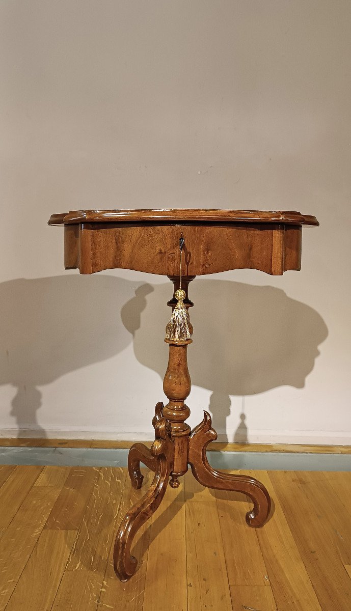 Early 19th Century Birch Opening Table -photo-7