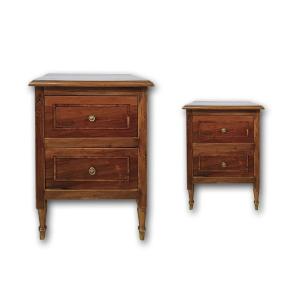 18th Century Pair Of Neoclassic Nightside Tables In Solid Walnut