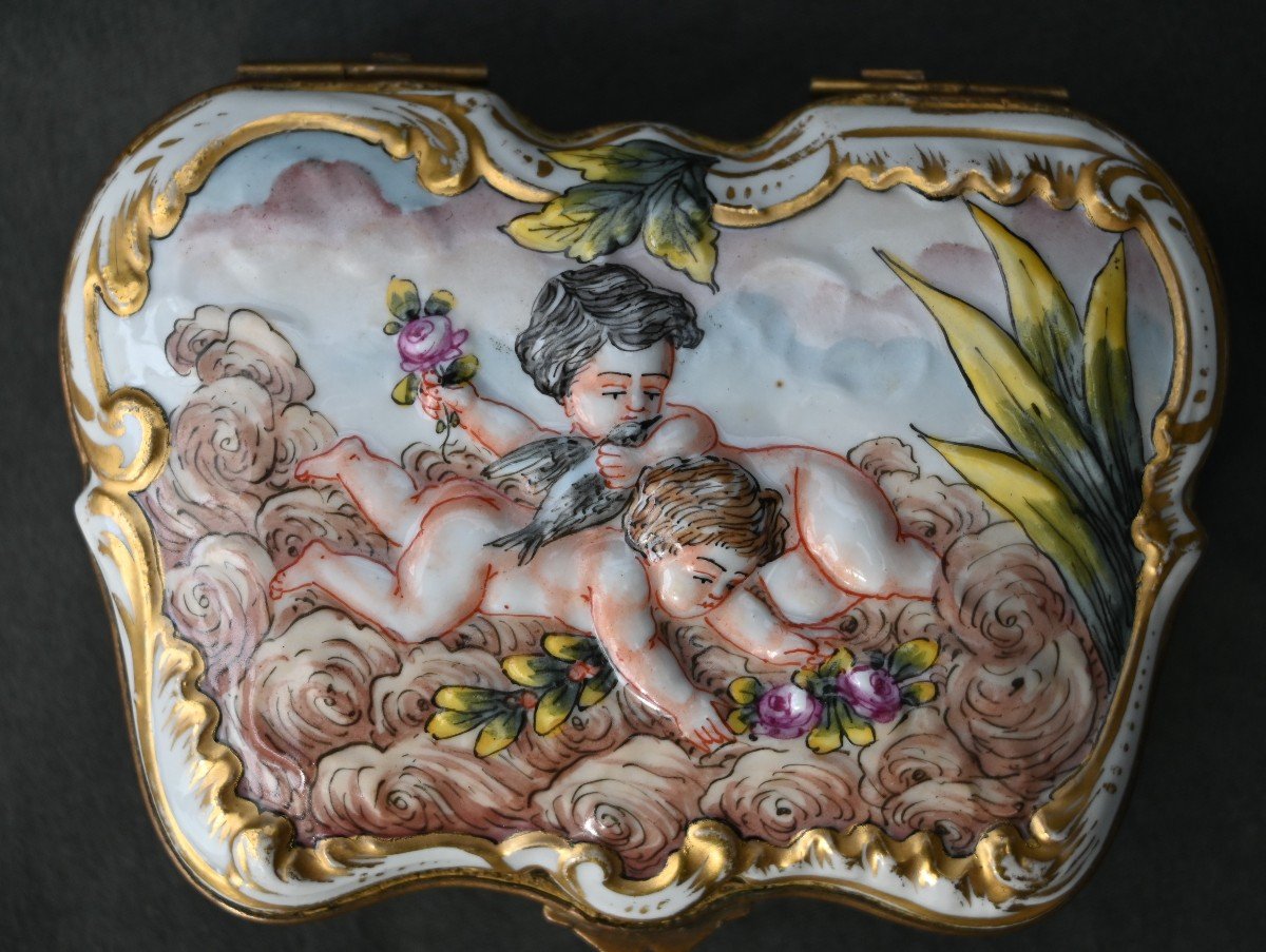 Boîte En Porcelaine: Capodimonte XIXème Siècle.-photo-2