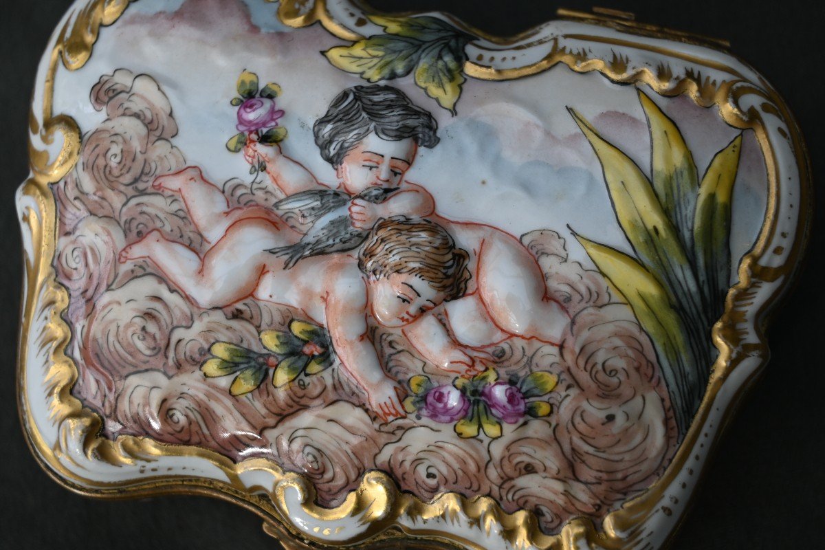 Boîte En Porcelaine: Capodimonte XIXème Siècle.-photo-5