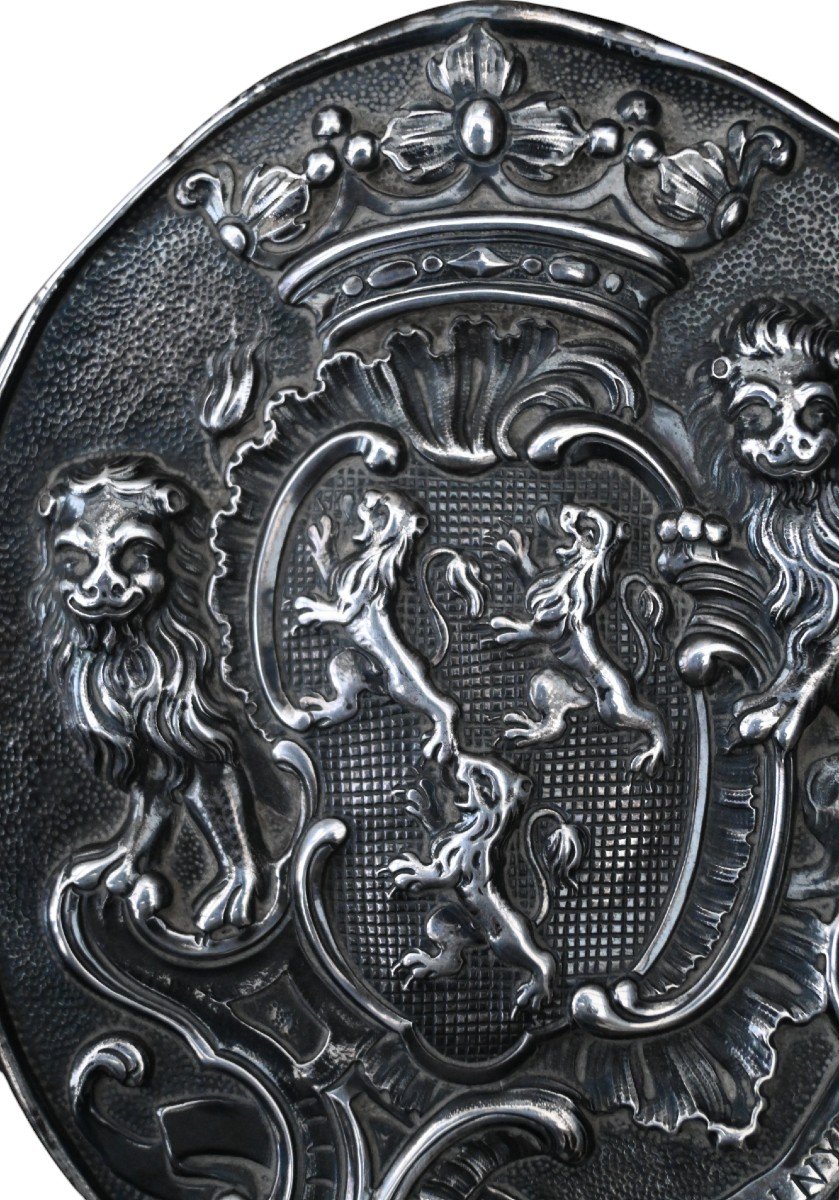 18th Century Silver Guild Coat Of Arms Of The Vaernewyck Family (elsegem)-photo-3