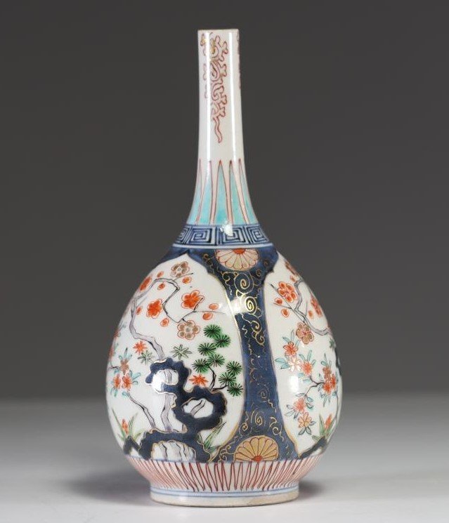 Japan - Polychrome Porcelain Bottle Vase With Floral Decor, Arita, Early 18th Century-photo-4