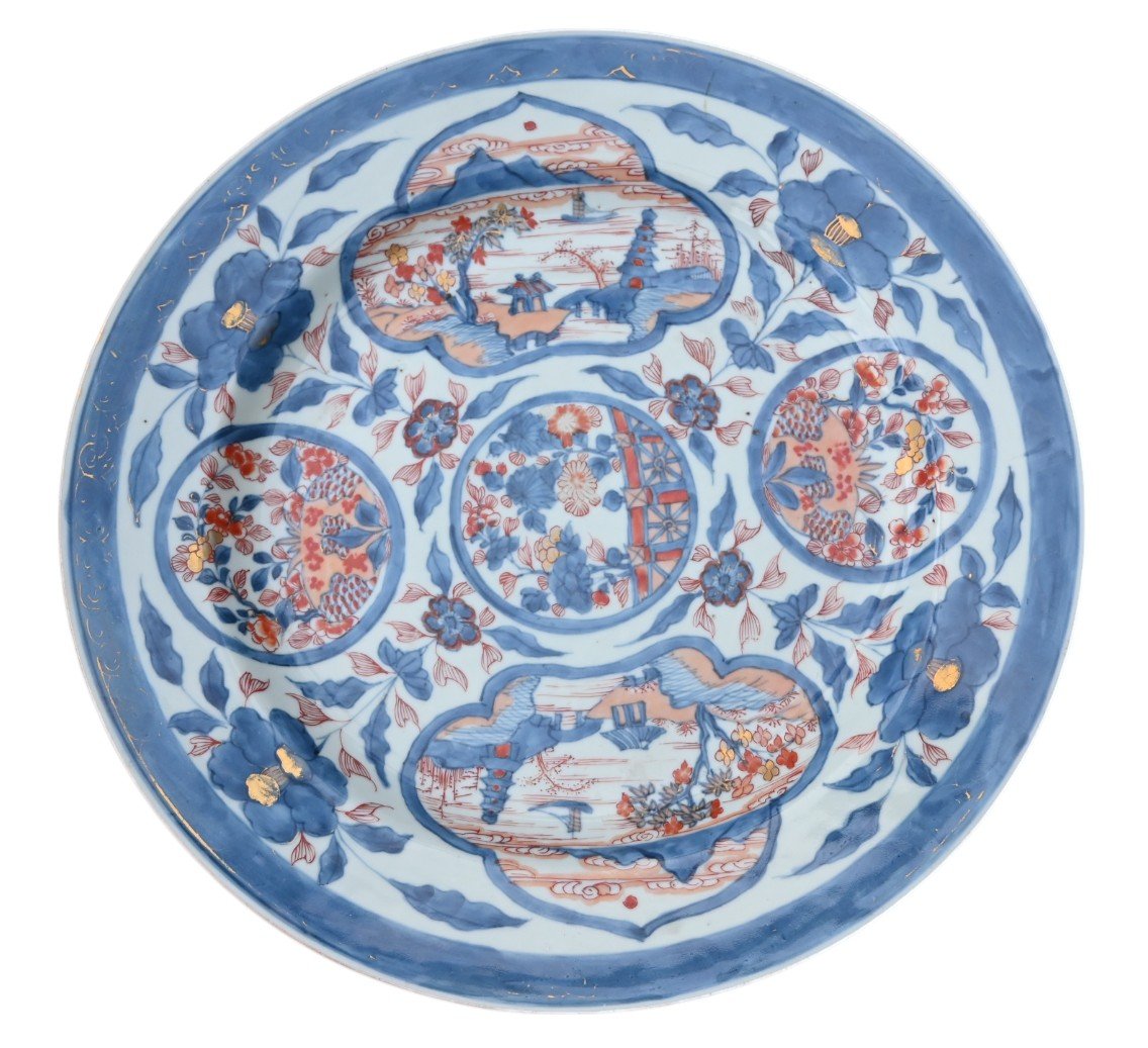 Grande Assiette En Porcelaine Imari Chinoise Du XVIIIe Siècle, époque Kangxi