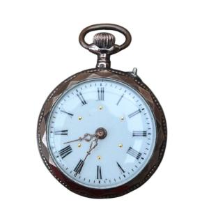 Women's Silver Pocket Watch / Pocket Watch