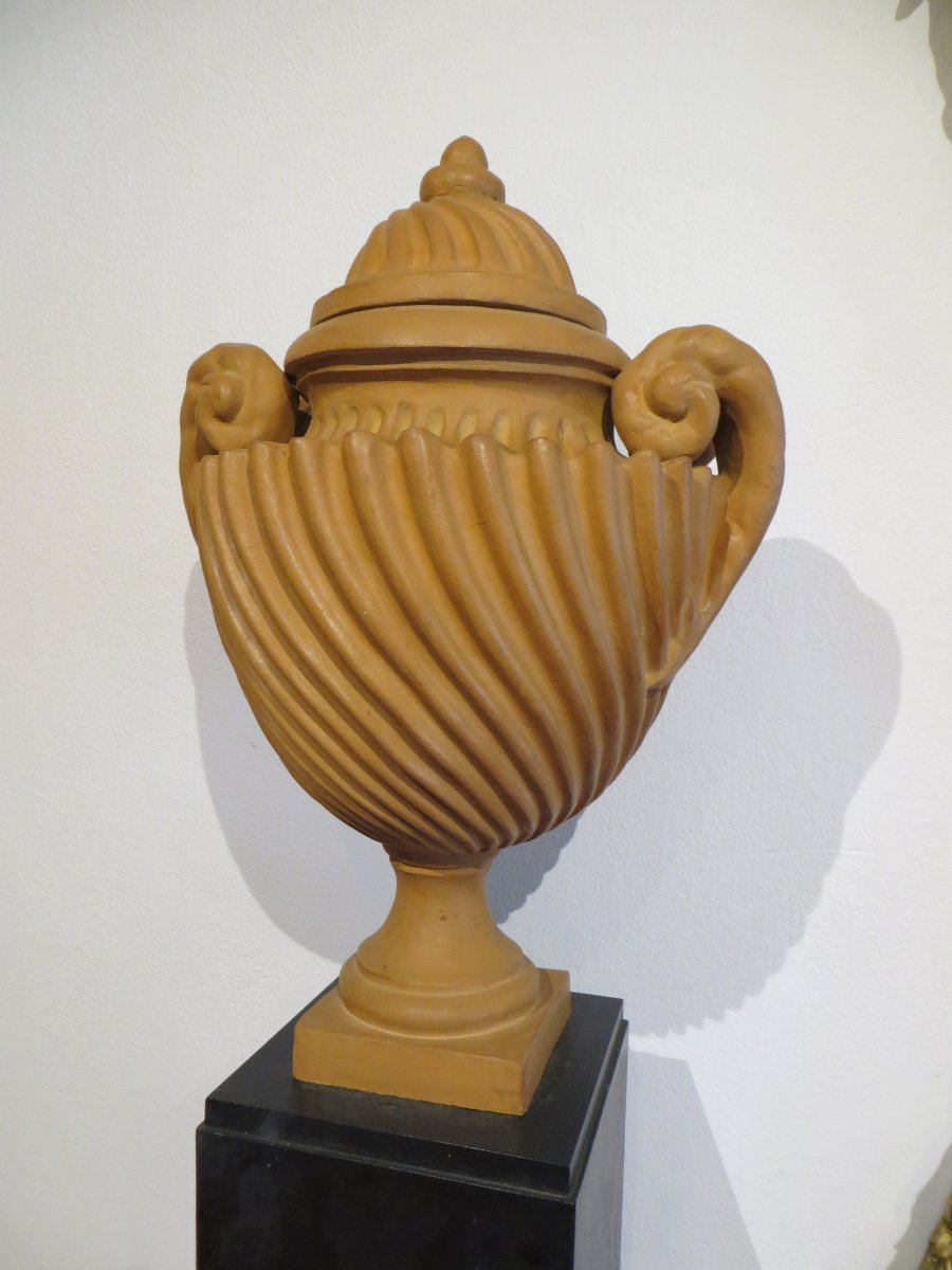 Paire de colonnes avec vase terre cuite-photo-3