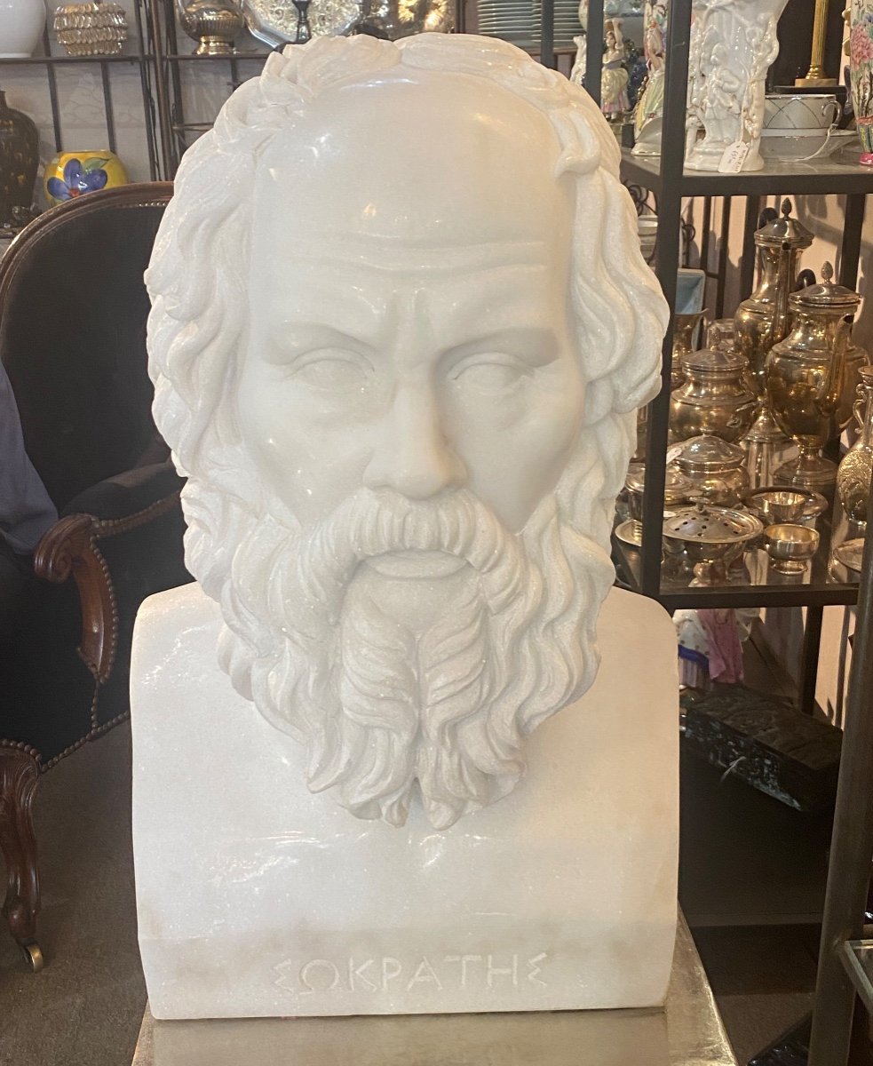 Magnifique  Buste En Marbre Représentant Socrate 