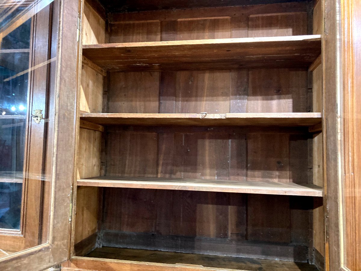 Important Bookcase With Projection In Molded Carved Oak - 18th Century-photo-1