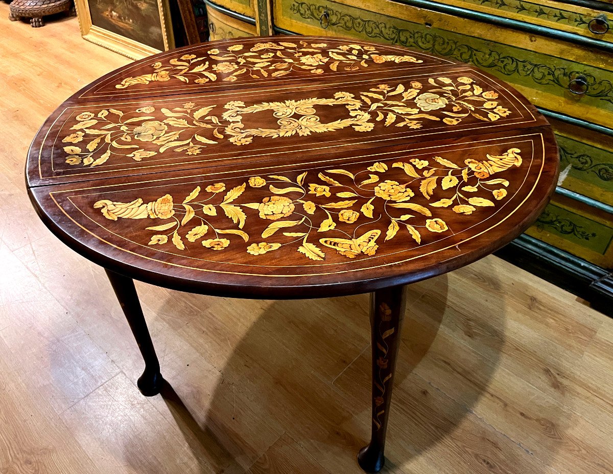 Hallandaise Gateleg Table In Veneered Wood - 19th Century.