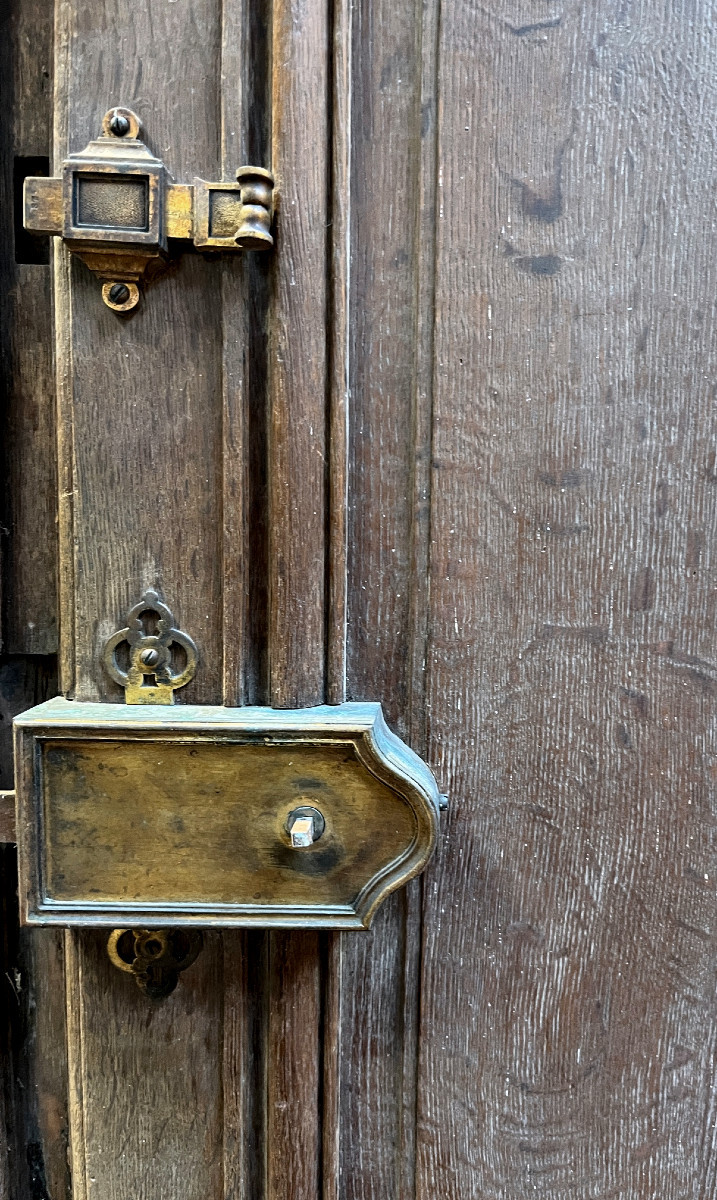 Suite De Deux Portes En Chêne Sculpté Et Panneauté -xviiième-photo-3