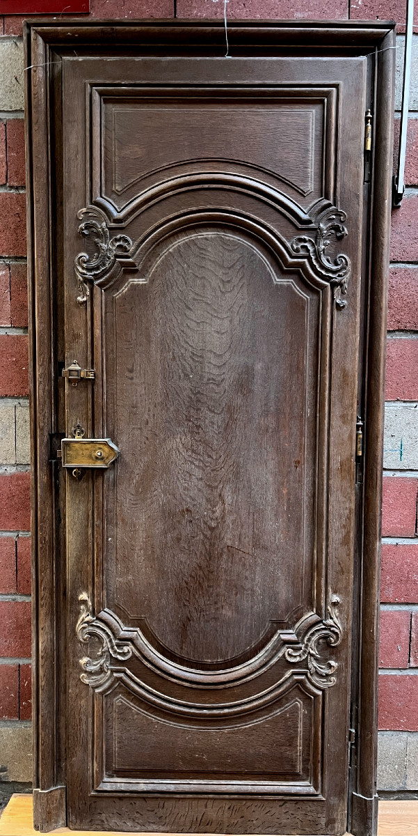 Set Of Two Carved And Paneled Oak Doors - 18th Century