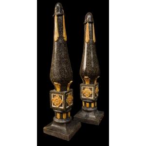 Remarkable Pair Of Porphyre Serpentino Antico Columns - Italy 17th Century.