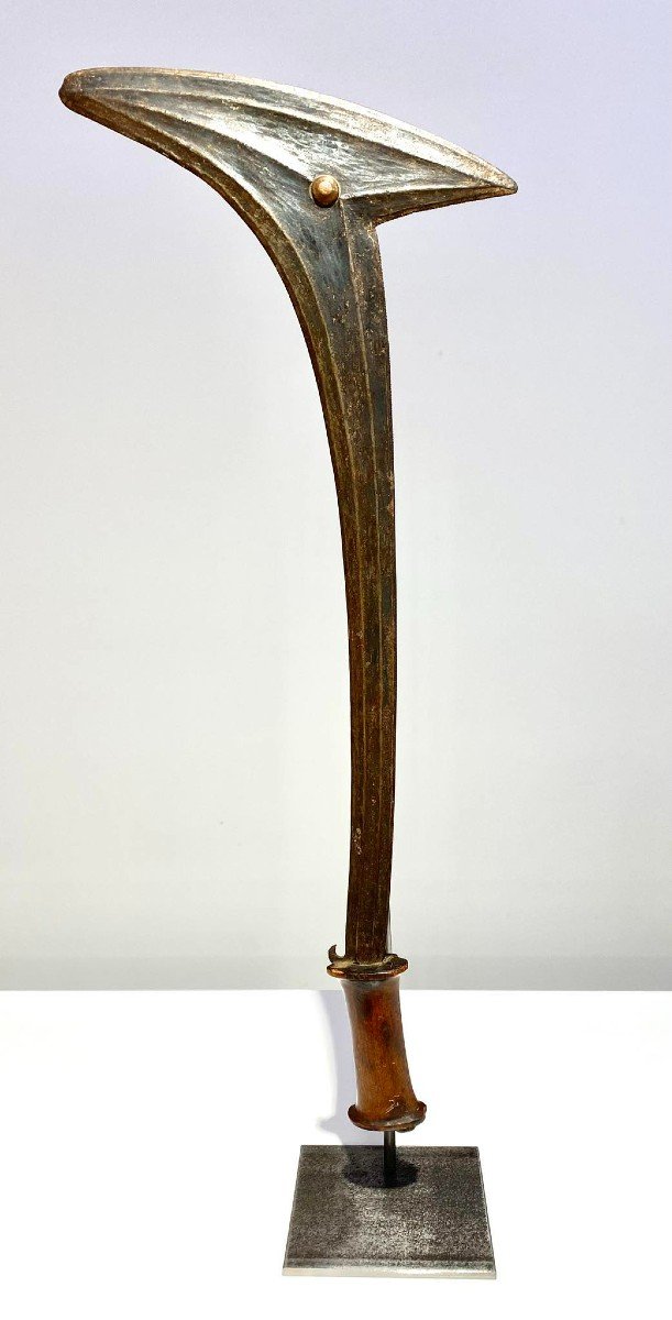 Ancien Exceptionel Couteau De Jet De La Tribu Gbaya Njem Ca1880 Afrique Centrale Centrale Congo