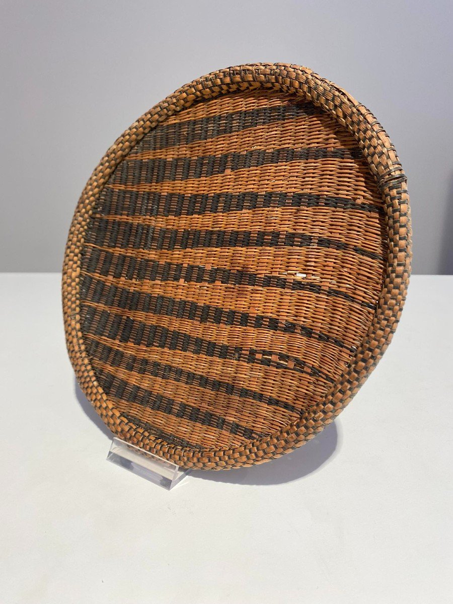 Old Tutsi Basket - Rwanda - African Basketry - Late 19th Century Congo-photo-3