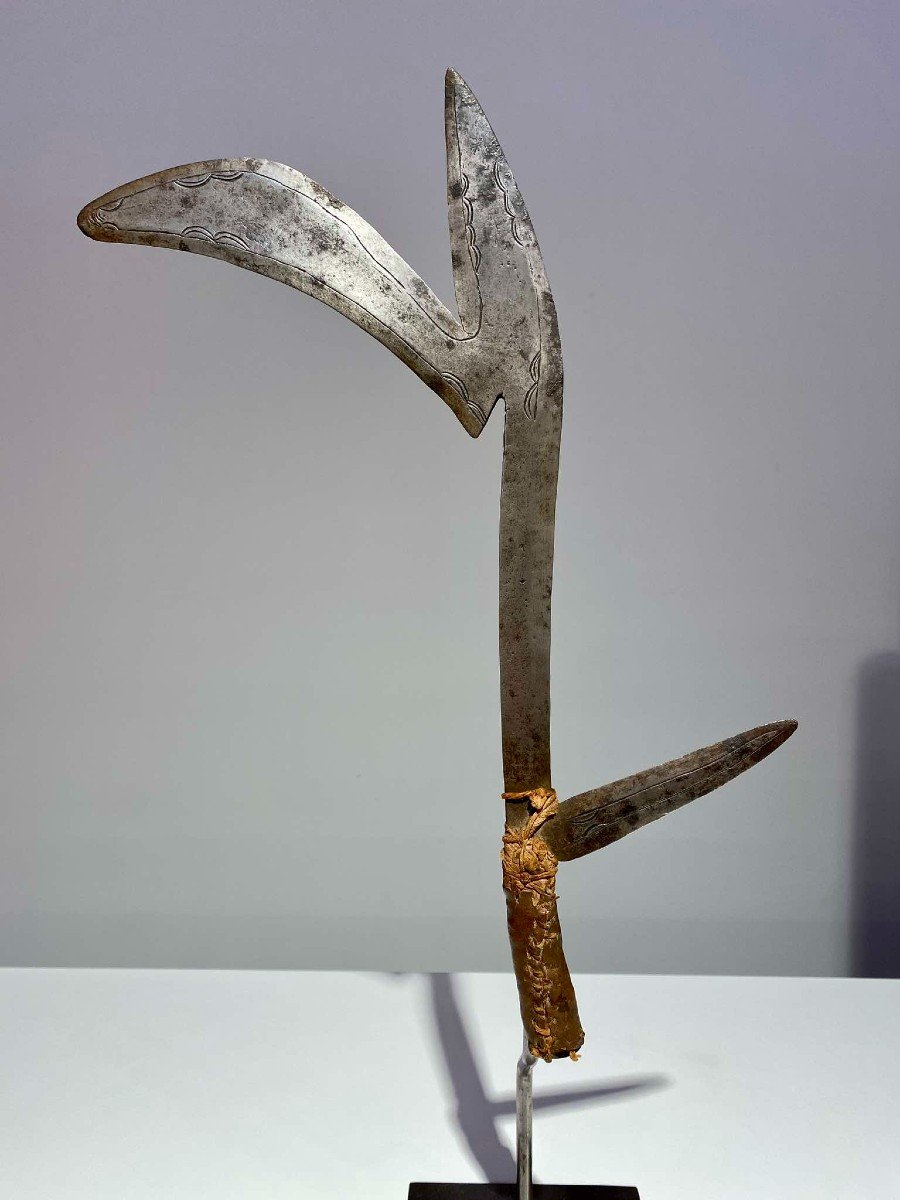 Rare And Throwing Knife Of The Banda Yakpa People Mbugbu Central Africa Congo Kipinga-photo-7