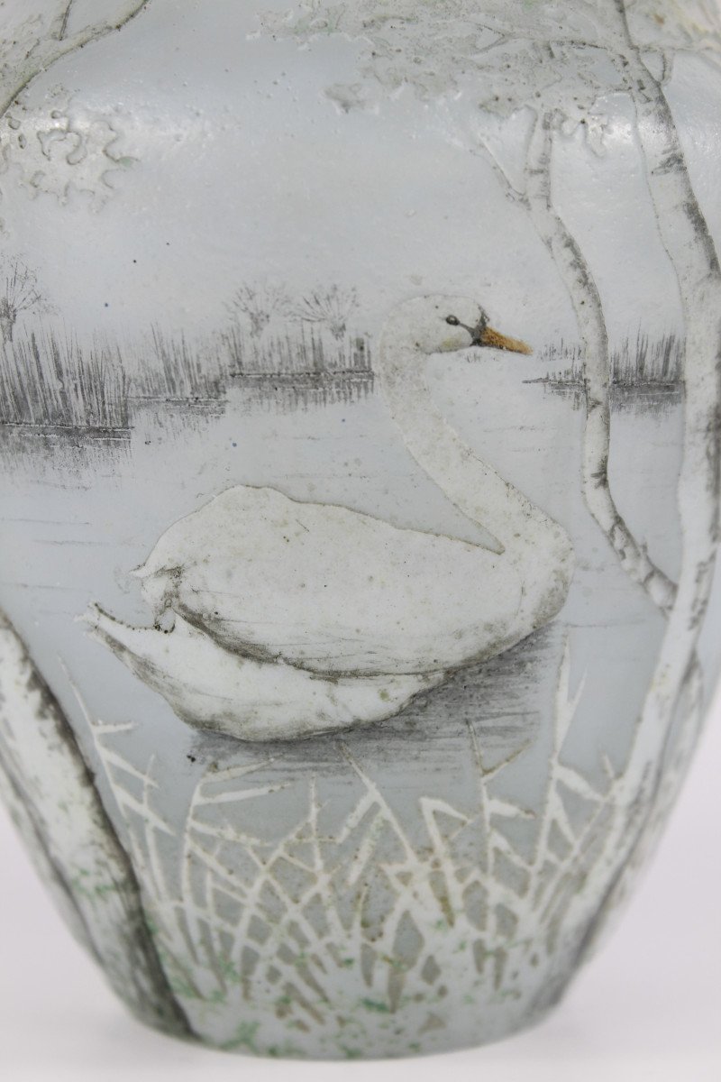 Daum Nancy Vase (swans)-photo-5