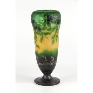 Daum Nancy Vase (blackthorn)